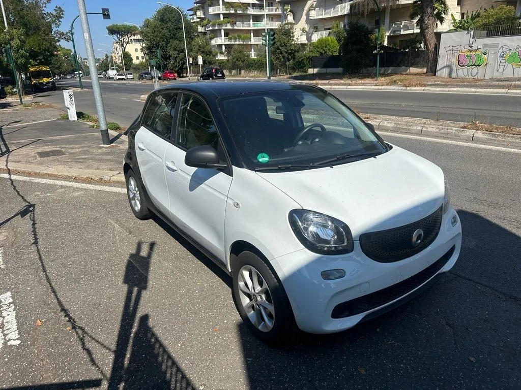 SMART forfour 70 1.0 Passion Image 4