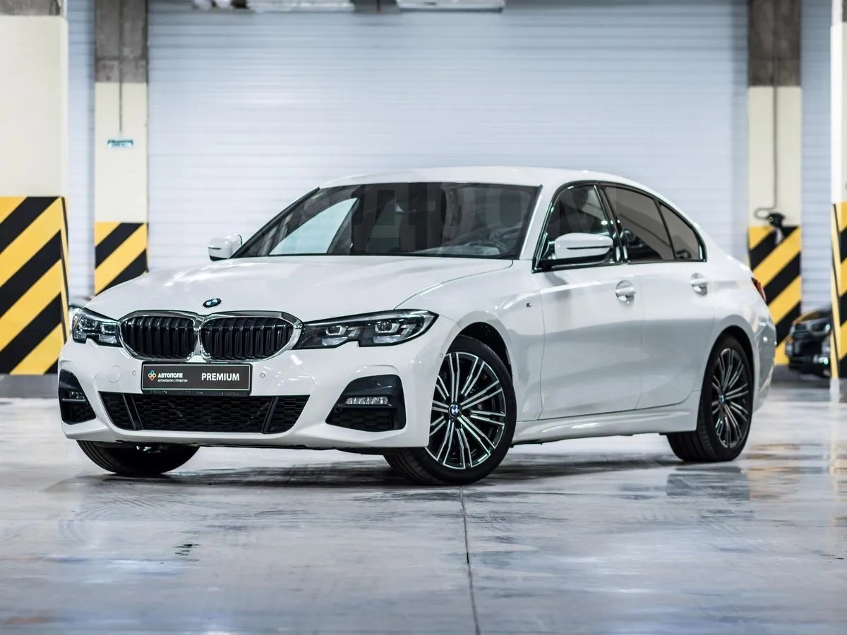 BMW 3-Series Image 2